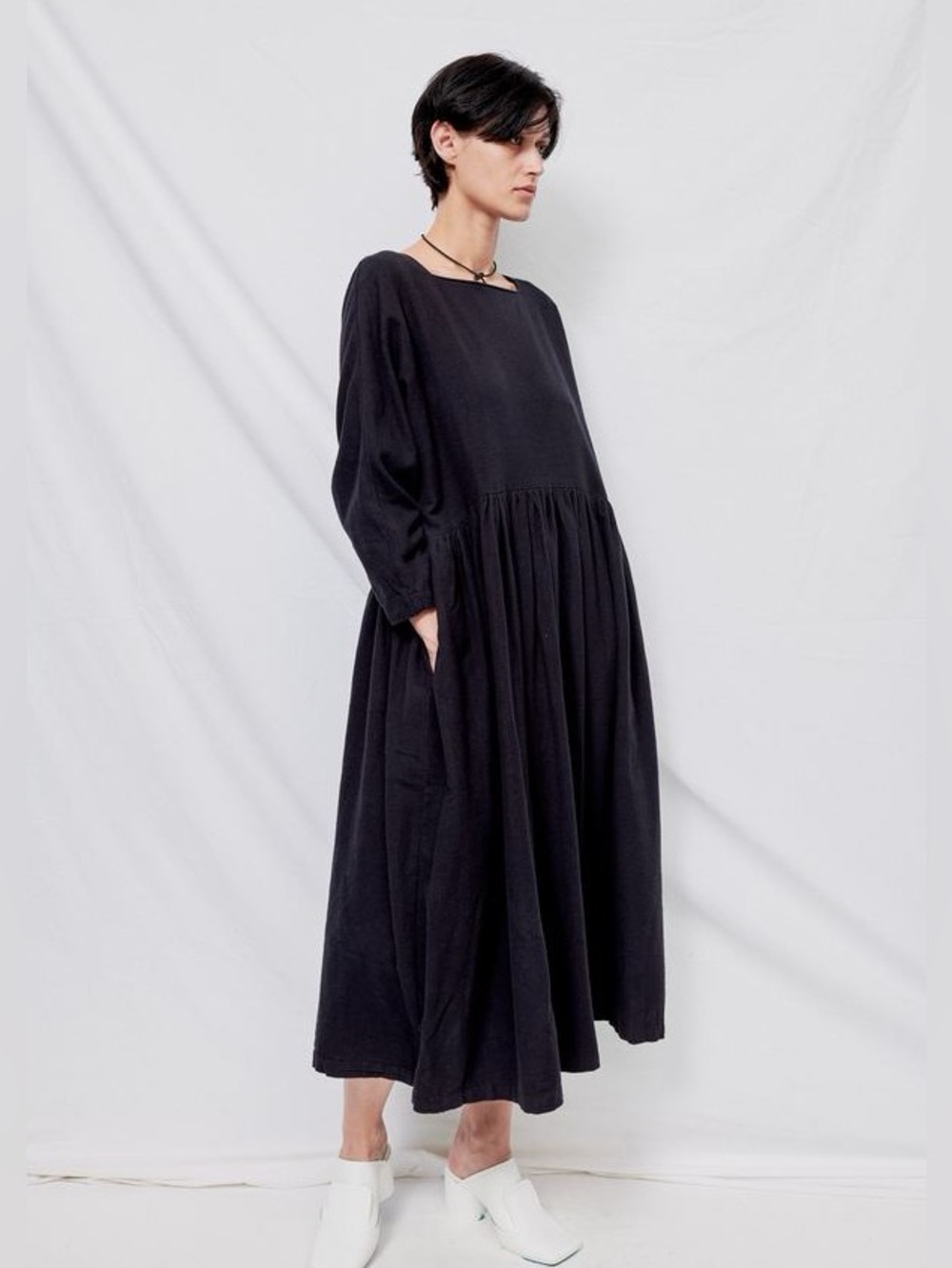 Black Crane cotton flannel tradi dress in black size XS - Picture 9 of 16
